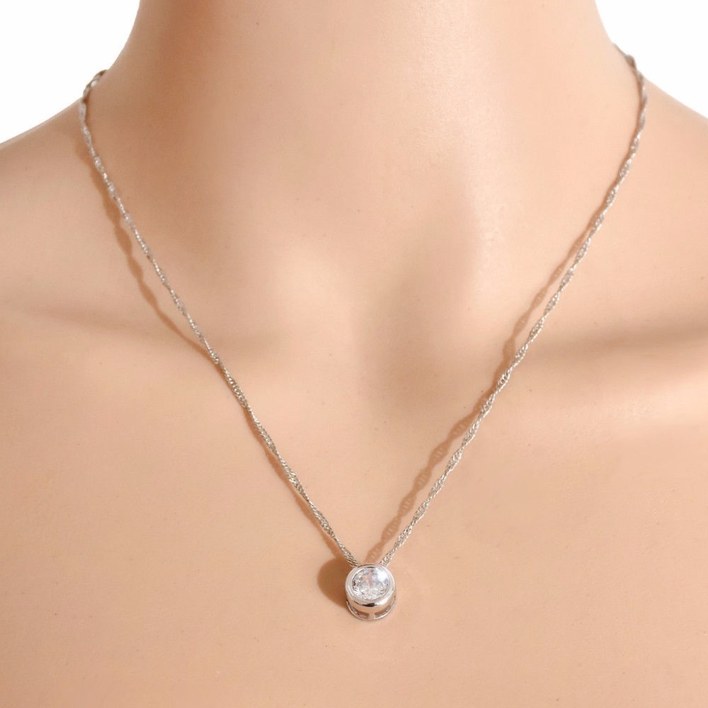 Round Crystal Rhinestone Necklace Silver Pendant - Picture 5 of 8